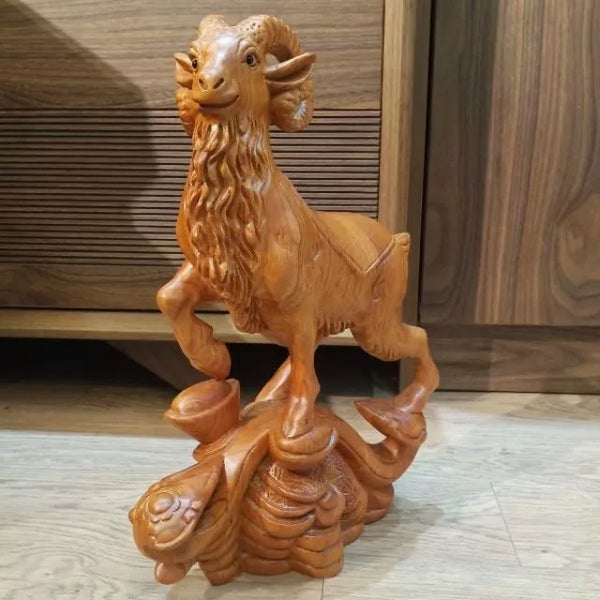 Tượng Con Dê Gỗ Hương