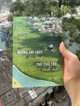 Sách - Những ghi chép dịu dàng cho tuổi trẻ chênh vênh