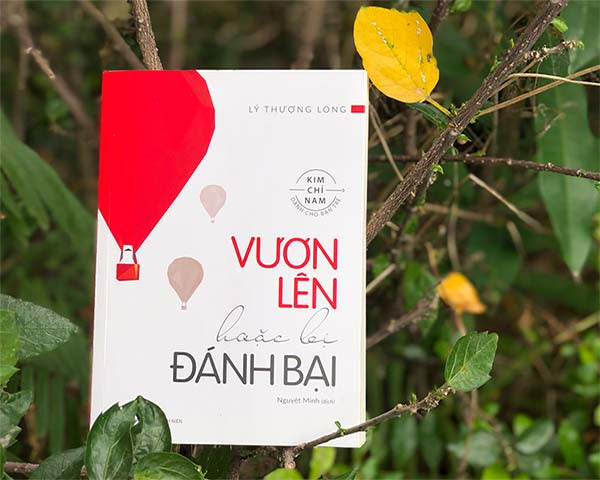 Vươn Lên Hoặc Bị Đánh Bại