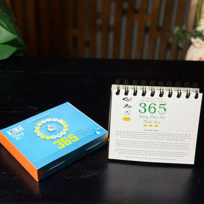 Lịch Bàn Kinh Pháp Cú - Trí Tuệ Khai Sáng, 365 Ngày Sống Theo Lời Phật Dạy