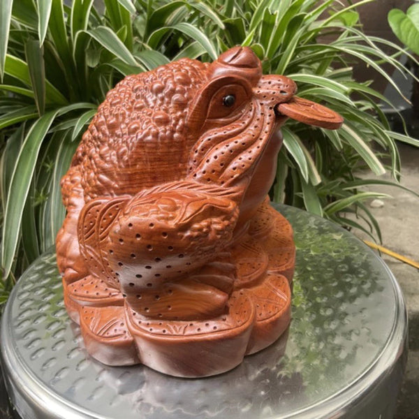 Tượng Con Cóc Ngậm Vàng Gỗ Hương