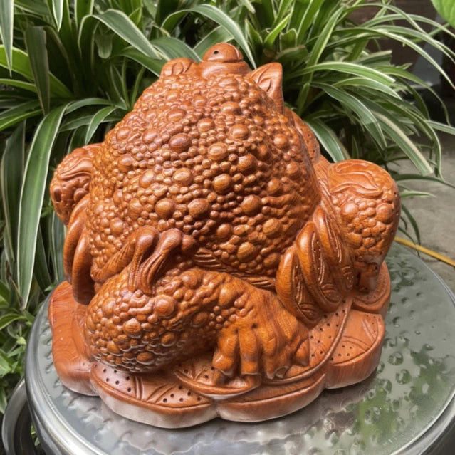 Tượng Con Cóc Ngậm Vàng Gỗ Hương