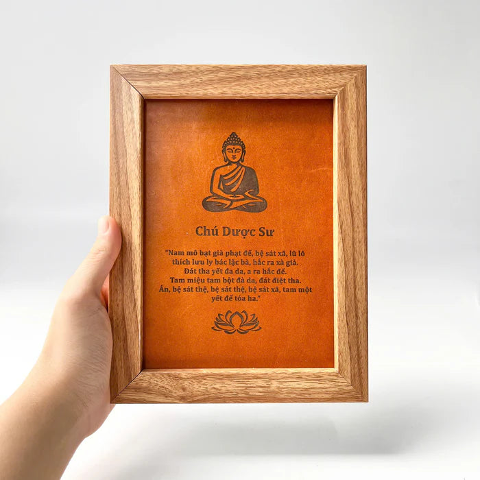 Tranh Chú Dược Sư – Bình an từ tâm